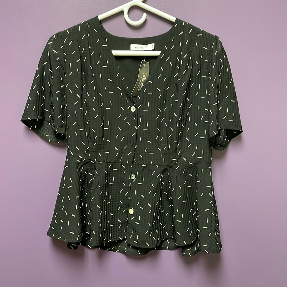 MOD REF bfearless V-Neck Button Down Printed Peplum Black Top